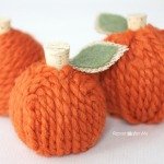 Repeat Crafter Me: Yarn Pumpkins
