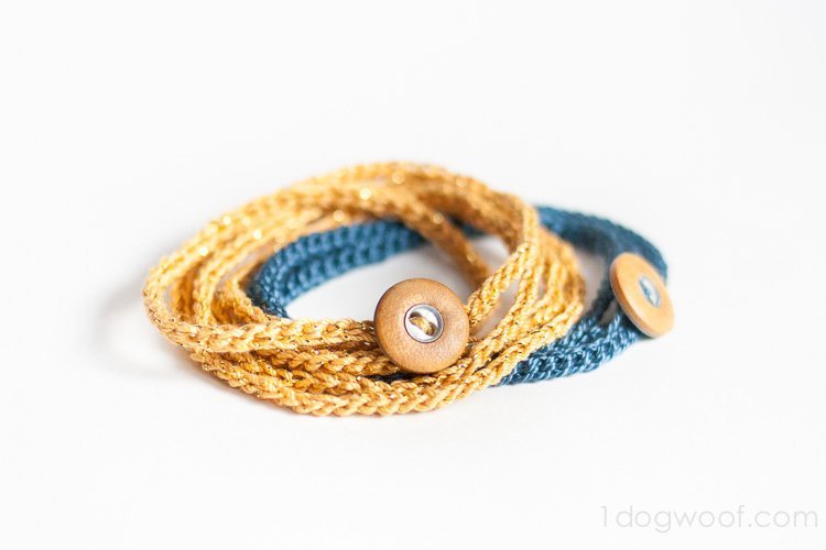 cCrochet Wrap Bracelet | www.1dogwoof.com