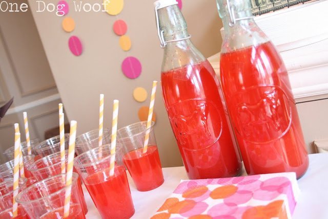 Birthday Party Snacks: Sparkling Strawberry Lemonade
