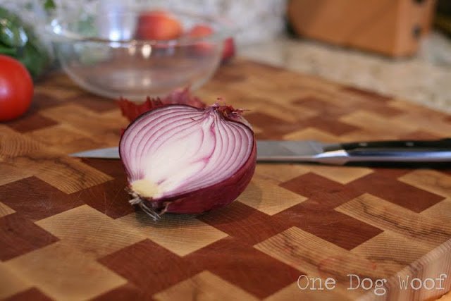 One Dog Woof: How to Dice Onions