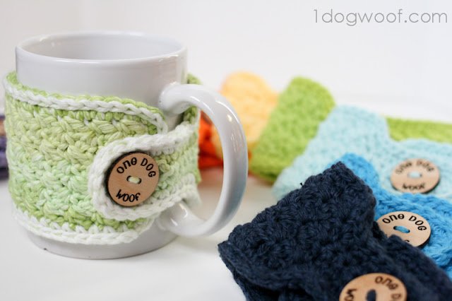 Crocheted Mug Cozies | One Dog Woof | #crochet #giftidea #Christmas