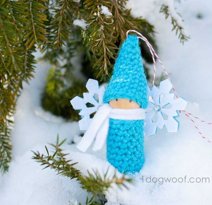 Crochet Gnome Cork Peg Doll Ornament with #MyFavoriteBloggers
