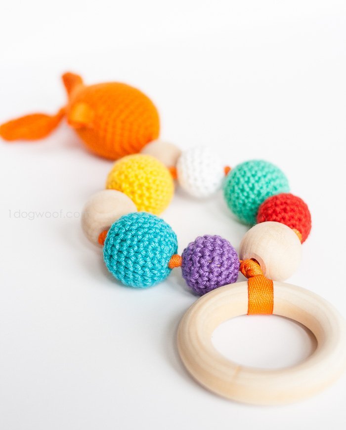 Goldfish and bubbles teether + rattle. Free crochet pattern + instructions | www.1dogwoof.com