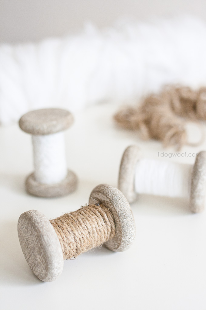 These spool ornaments are a great scrapbuster for extra twine, yarn or lace! | www.1dogwoof.com