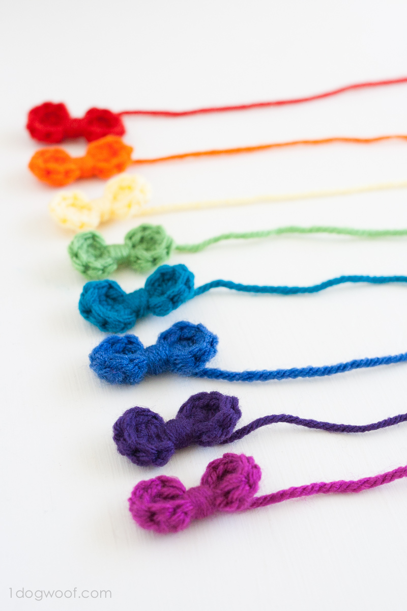A rainbow of crochet mini bows. | www.1dogwoof.com