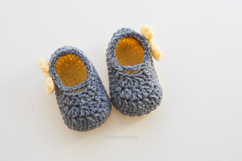Piper Jane crochet baby shoes. | www.1dogwoof.com
