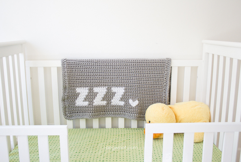 Crochet graph for a simple and modern Get Some Zzz's baby blanket!