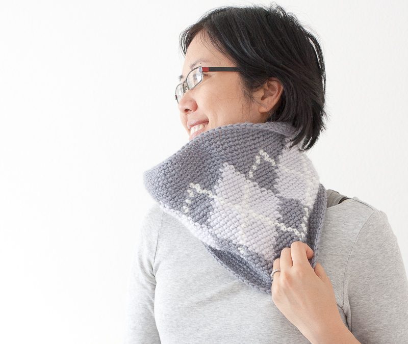 Silverstone Argyle Cowl Using Tapestry Crochet