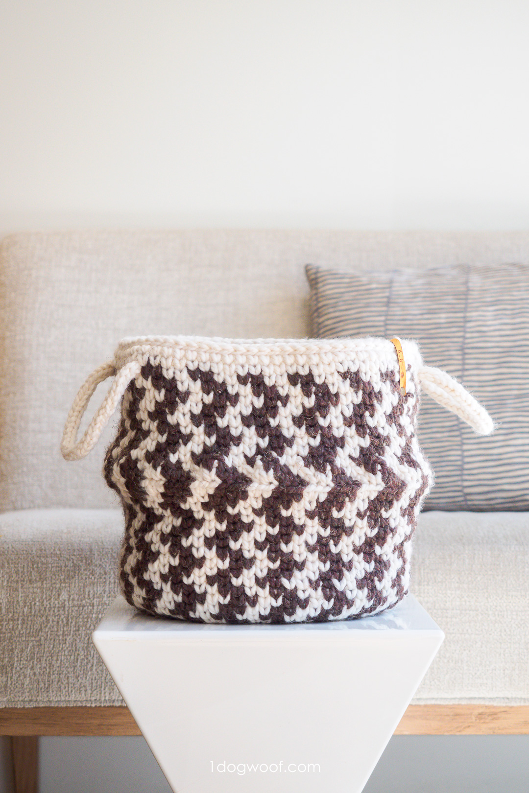 Zig Zag Striped Belly Basket Crochet Pattern