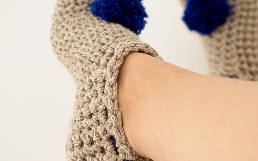 Thoughtful Details Make These Crochet Slippers Shine